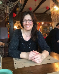 Foto von 
Warning: Undefined array key 