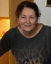 Foto von 
Warning: Undefined array key 