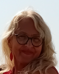 Foto von 
Warning: Undefined array key 